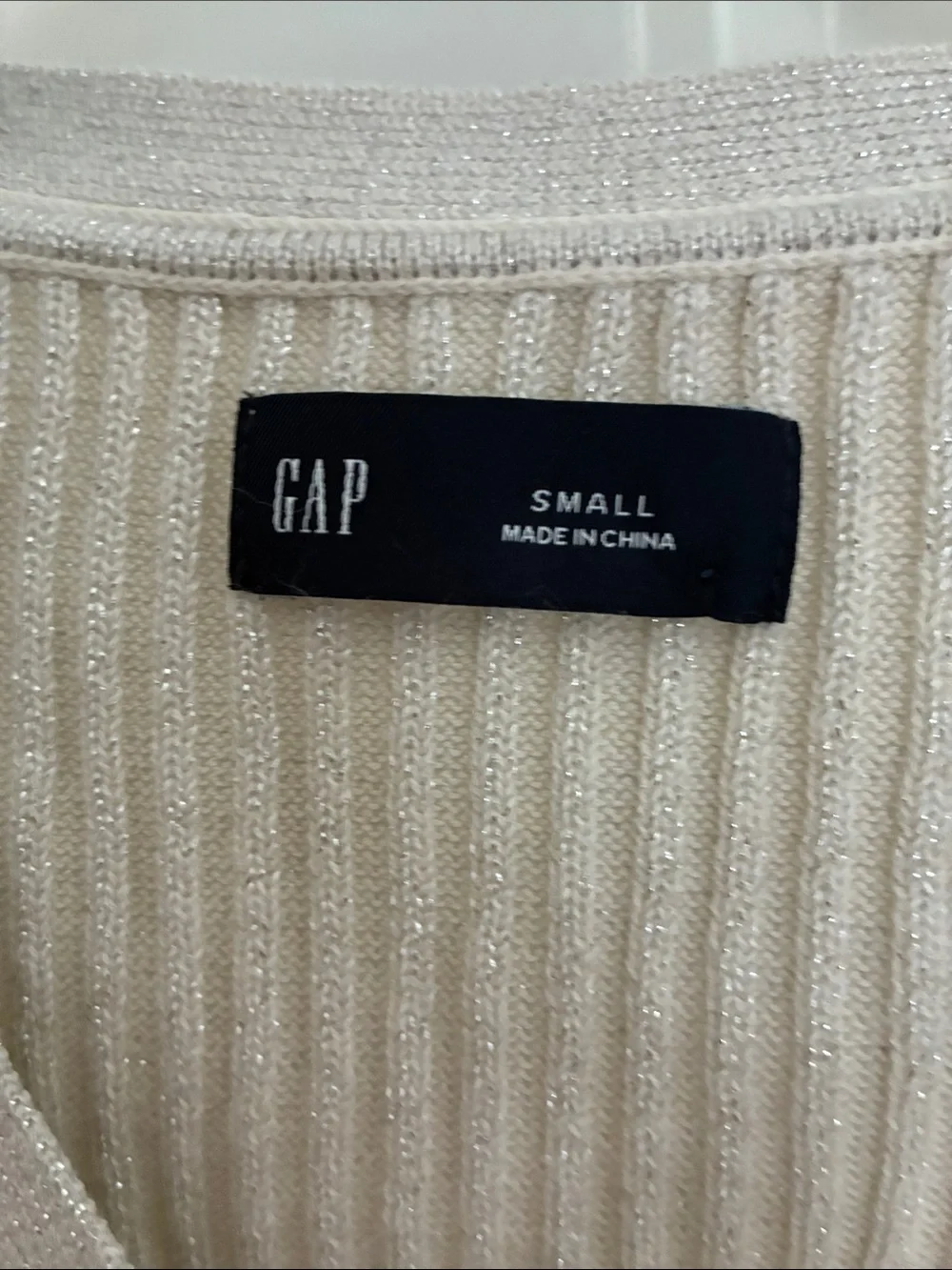 GAP Cream Ribbed V-Neck Button-Up Cardigan with Metallic Thread - Picture 2 of 4